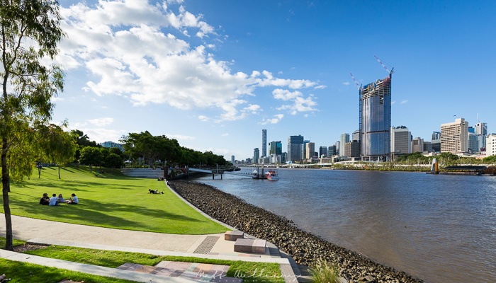 Save money in Brisbane with a picnic in the park