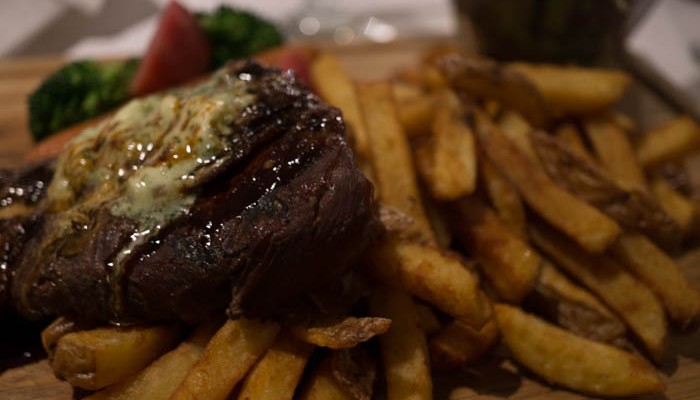 food indulgence in Quebec for non-skiers