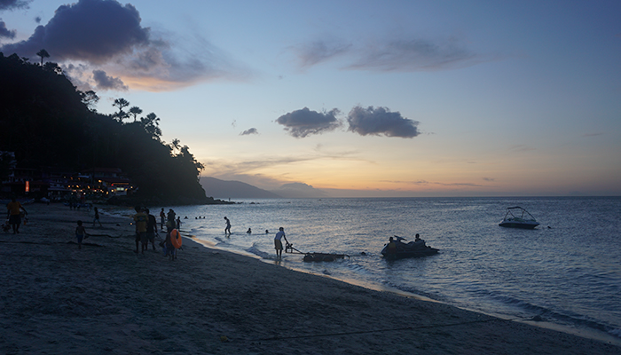 Sunset on White Beach, Mindoro