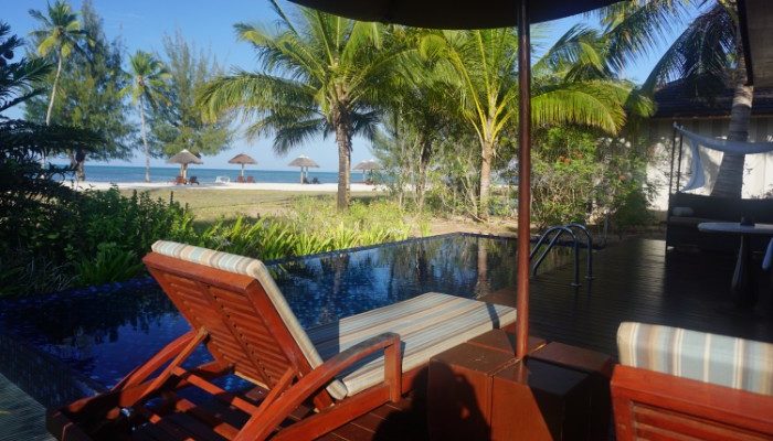 Residence Zanzibar oceanview villa pool