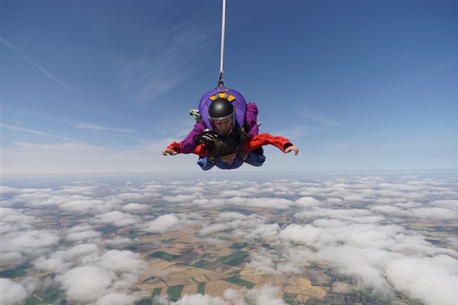 Skydiving in the UK to raise money for charity