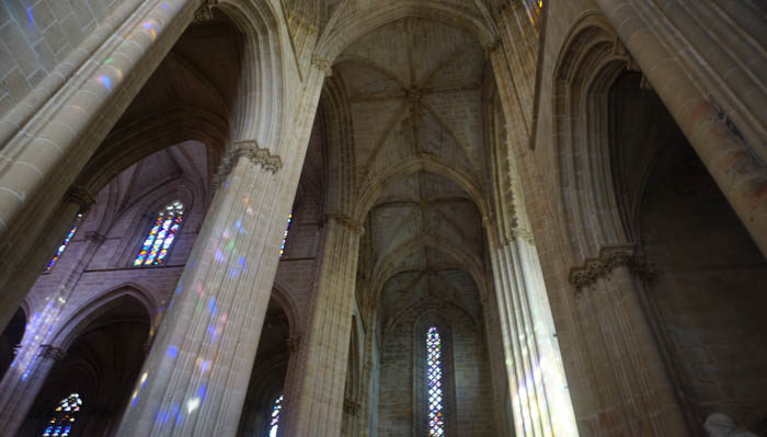 Monastery of Batalha interior columns