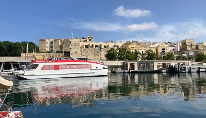 Ferry to the Three Cities in Valletta