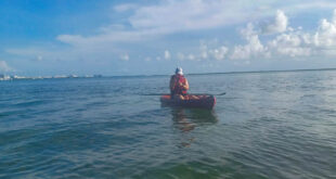 Kayaking in the lagoon of Cancun